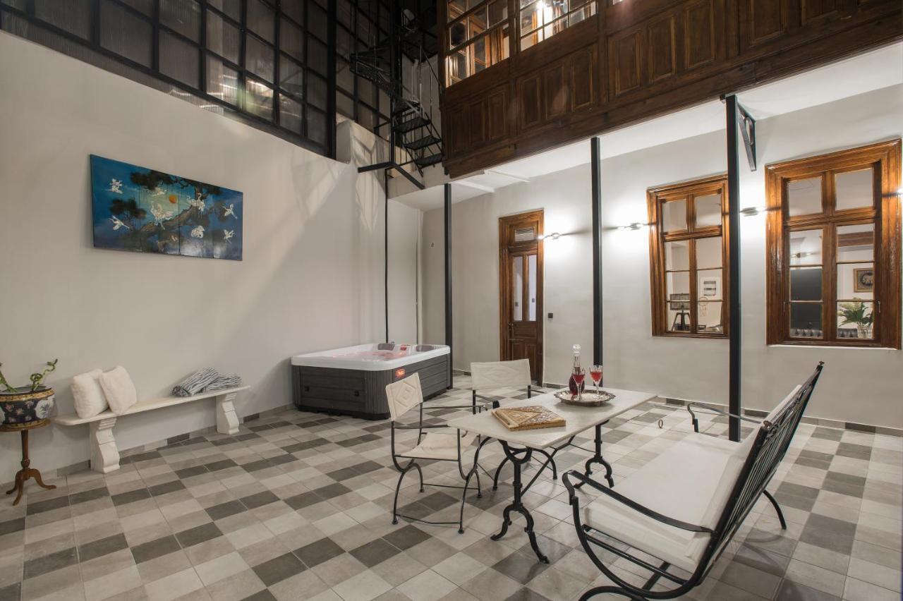 Gem Suites Villa *